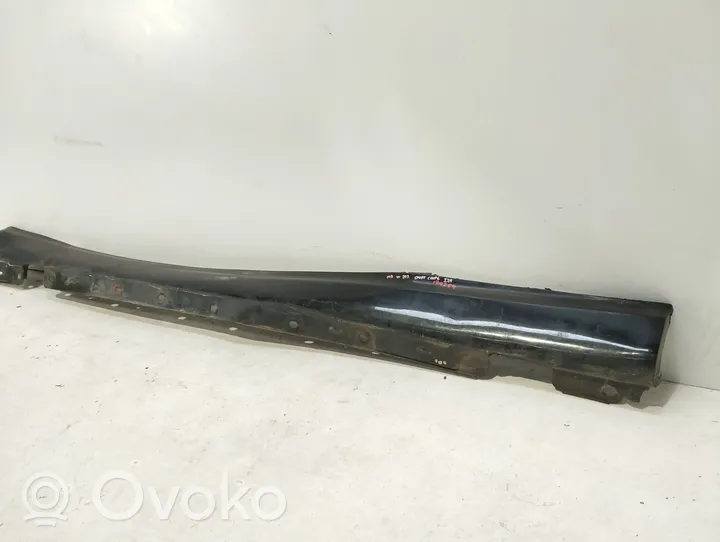 Mercedes-Benz C W203 Rivestimento sottoporta/minigonna laterale A2036980554