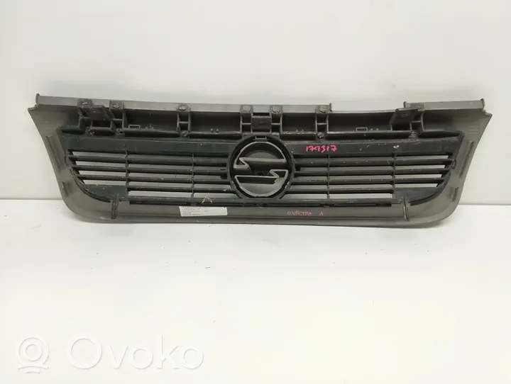 Opel Vectra A Atrapa chłodnicy / Grill 90461334