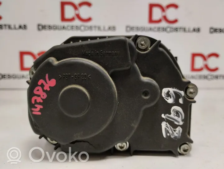 Seat Ibiza II (6k) Throttle body valve 030133064D