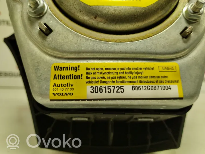 Volvo V50 Ohjauspyörän turvatyyny 30615725