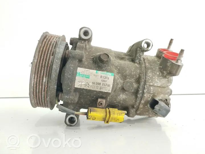 Peugeot 207 Ilmastointilaitteen kompressorin pumppu (A/C) 9659875780