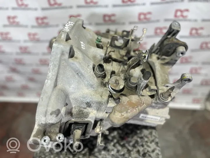 Honda CR-V Manual 5 speed gearbox Z2M1