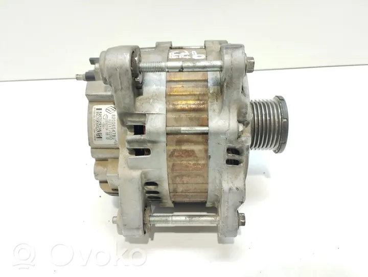 Renault Laguna III Generatore/alternatore 8200654785