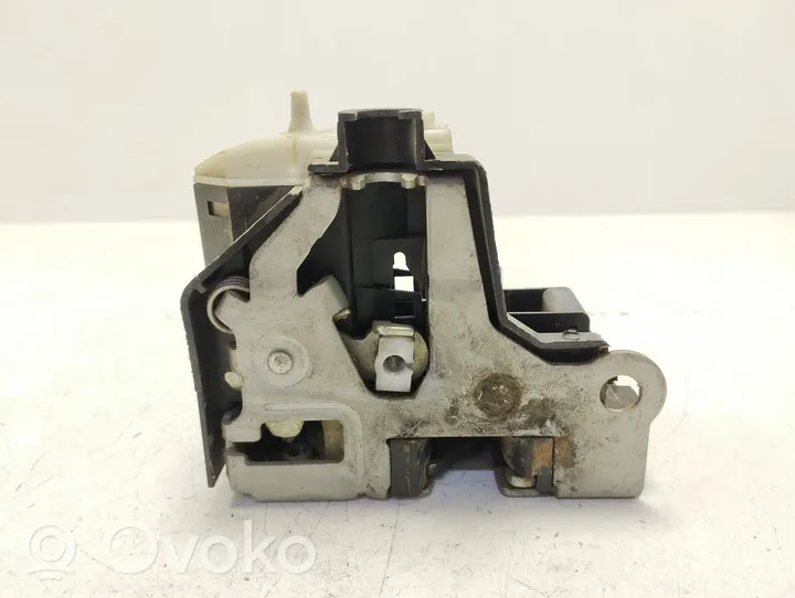 Renault Clio II Front door lock 