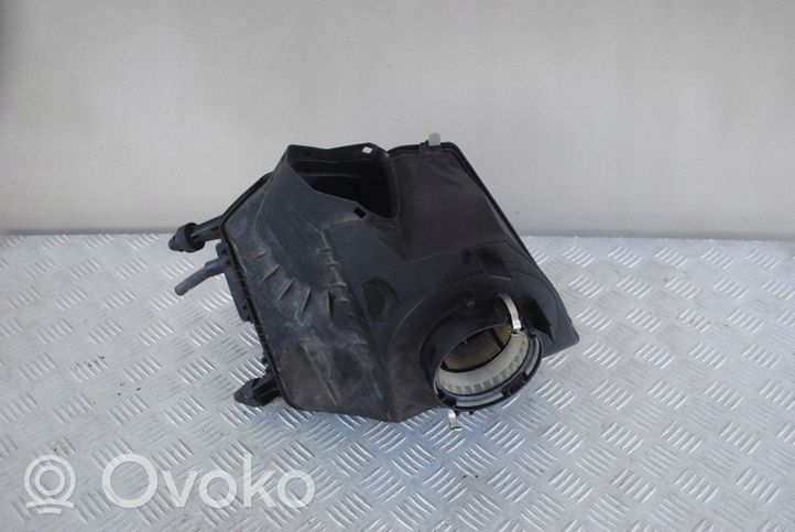 Audi A6 S6 C6 4F Oro filtro dėžė 4F0133837H