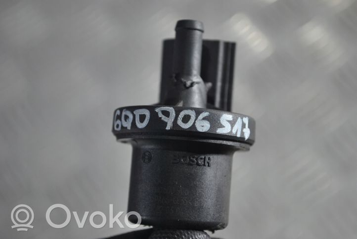 Skoda Fabia Mk1 (6Y) Zawór podciśnienia 6Q0906517