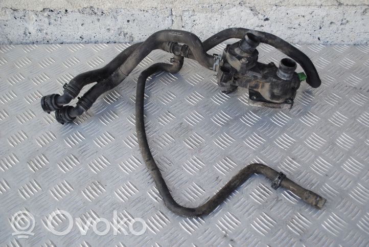 Seat Leon (1M) Termostato/alloggiamento del termostato 032121111