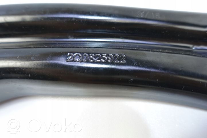 Audi A1 Inne części komory silnika 2Q0825922