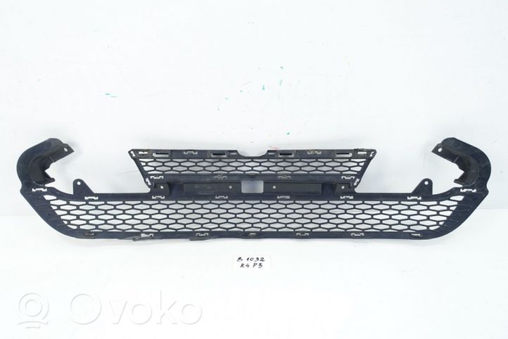 Land Rover Range Rover Evoque L538 Etupuskurin alempi jäähdytinsäleikkö GJ3217K945A