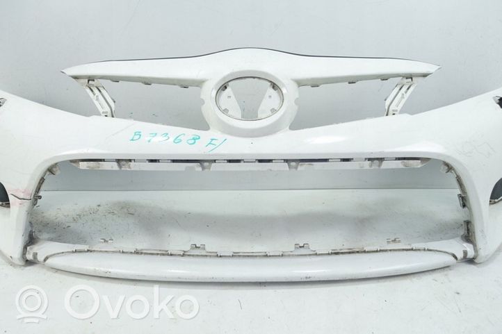 Toyota Verso Priekinis bamperis 521190F120