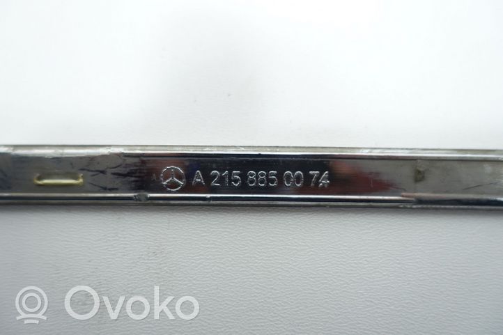 Mercedes-Benz CL C215 Takapuskurin koristemuotolista A2158850074