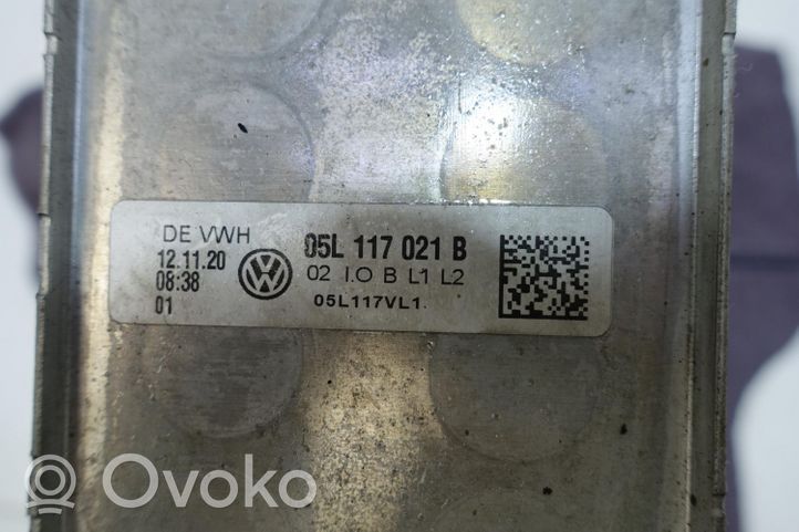 Volkswagen Golf Plus Support de filtre à huile 05L115389AC