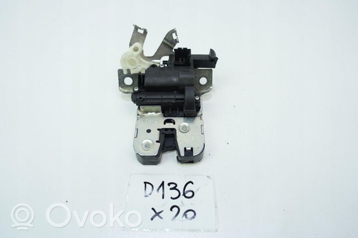 Audi A4 S4 B9 8W Blocco/chiusura/serratura del portellone posteriore/bagagliaio ZAMEK KLAPY BAGAŻNIKA AUD