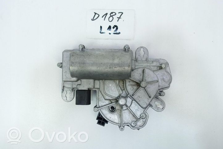 Audi A3 S3 8V Takaluukun ulkopuolinen lukko 3V5827887C DOCIĄG KLAPY B