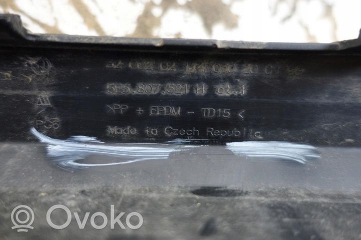 Skoda Octavia Mk3 (5E) Listwa zderzaka tylnego 