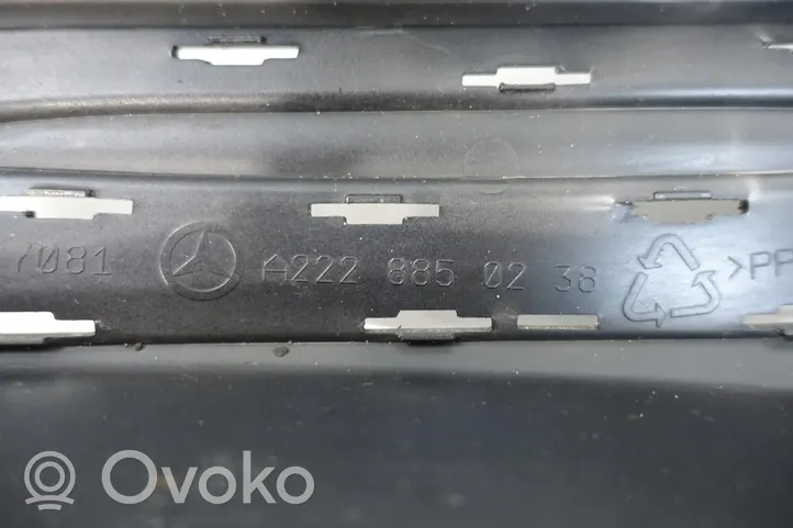 Mercedes-Benz S AMG W222 Moldura embellecedora de la barra del amortiguador trasero 