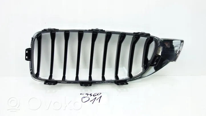 BMW 4 F32 F33 Maskownica / Grill / Atrapa górna chłodnicy 7294814