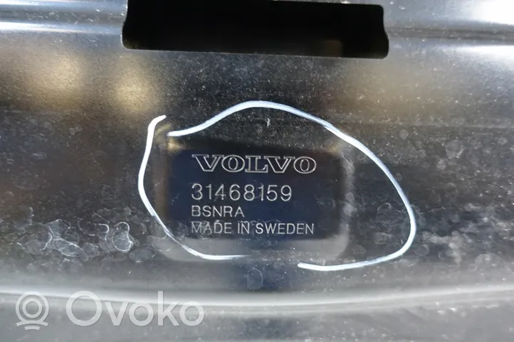 Volvo V60 Konepelti VOLVO