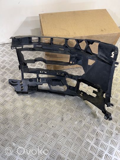 BMW 5 G30 G31 Traversa di supporto paraurti anteriore 7385345