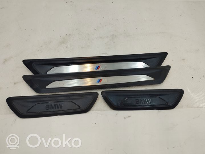 BMW 2 F45 Set di rifiniture davanzale (interno) 8051037