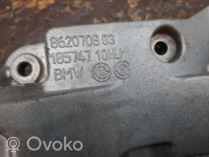 BMW 2 F45 Łapa / Mocowanie silnika 8620708