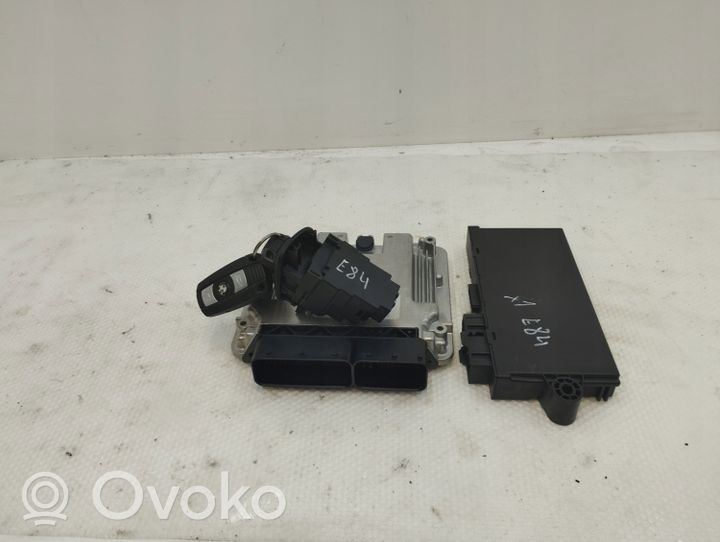 BMW X1 E84 Komputer / Sterownik ECU i komplet kluczy 8574351