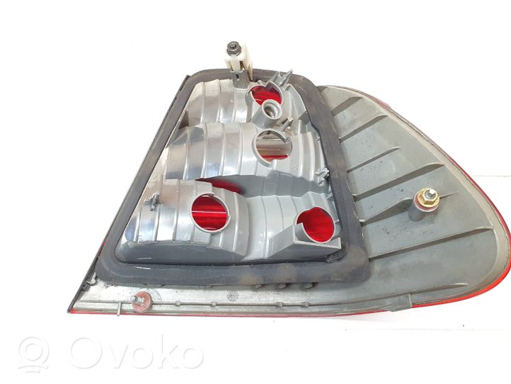 BMW 3 E46 Lampa tylna 6946535