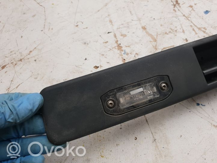 Volvo XC90 Trunk door license plate light bar 30699743