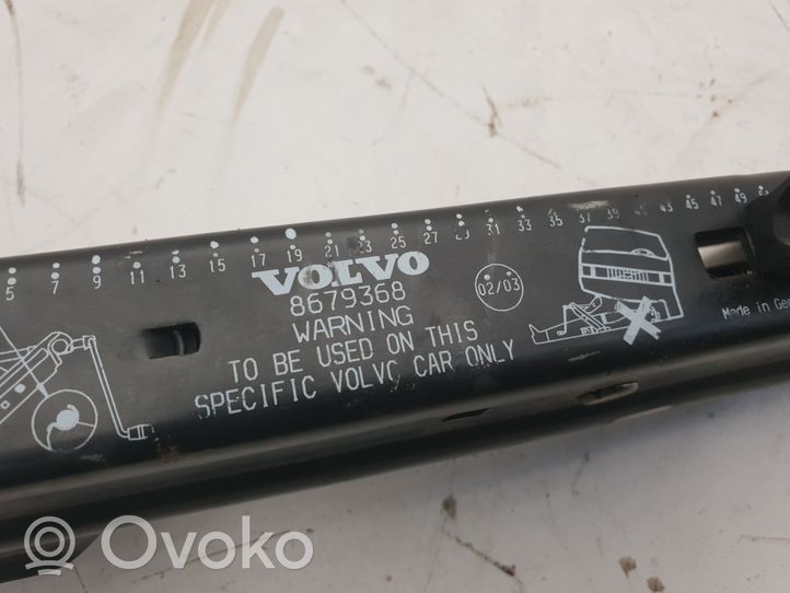 Volvo V70 Cric di sollevamento 8679368