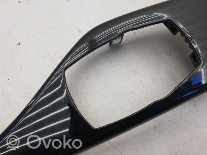 BMW 2 F22 F23 Kita panelės detalė 9343847