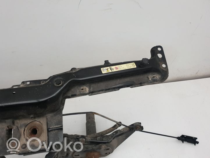 BMW 3 E46 Support de radiateur sur cadre face avant 17111691