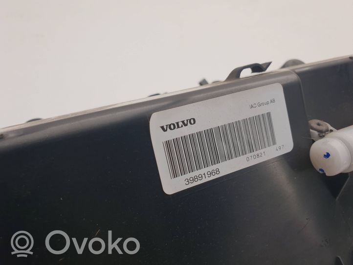 Volvo XC70 Boite à gants 39891968