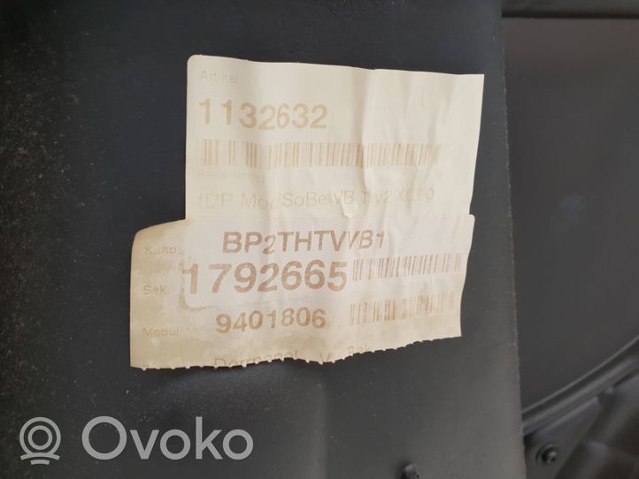 Volvo XC90 Apmušimas galinių durų (obšifke) 9401806