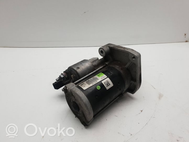 Peugeot 208 Starter motor 9820228280