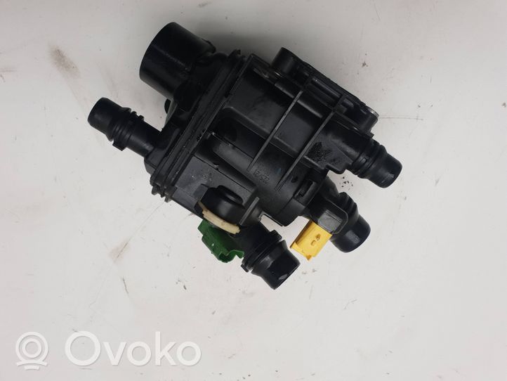 Peugeot 208 Termostat / Obudowa termostatu 9812131480