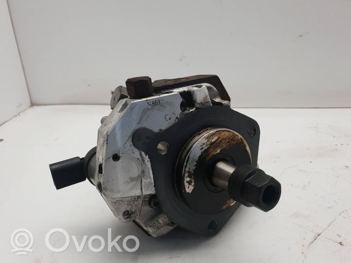 BMW X3 E83 Fuel injection high pressure pump 7798333