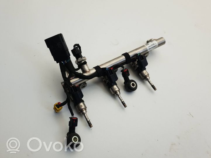 Opel Astra J Set di iniettori 12698548