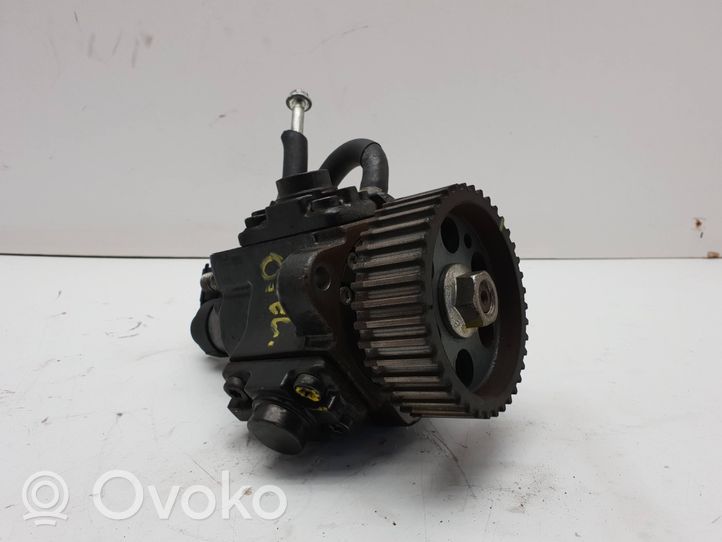 Opel Zafira C Fuel injection high pressure pump 55571005