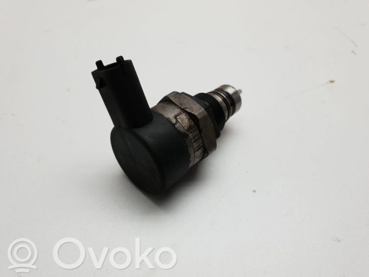 0281002712 Volvo XC90 Fuel pressure regulator, 40.00 € RRR