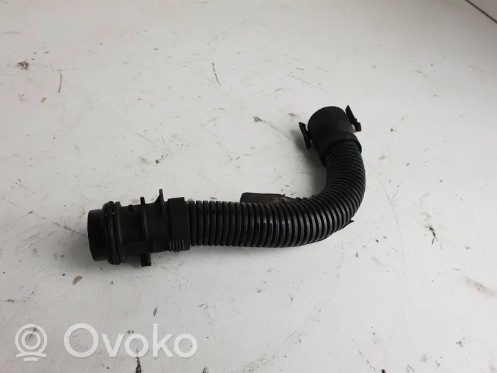 BMW 3 E92 E93 Air intake hose/pipe 13717803842