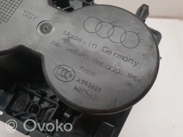 Audi A3 S3 8V Inny elementy tunelu środkowego 8V2864261A