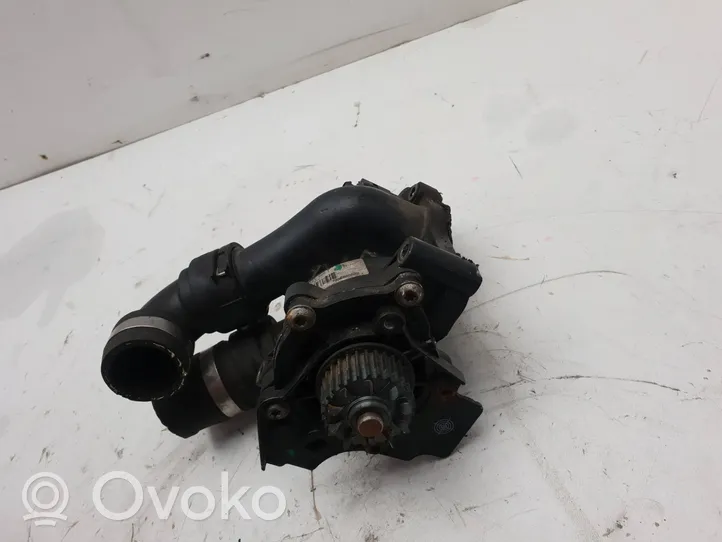 Audi A3 S3 A3 Sportback 8P Water pump 06J121026F