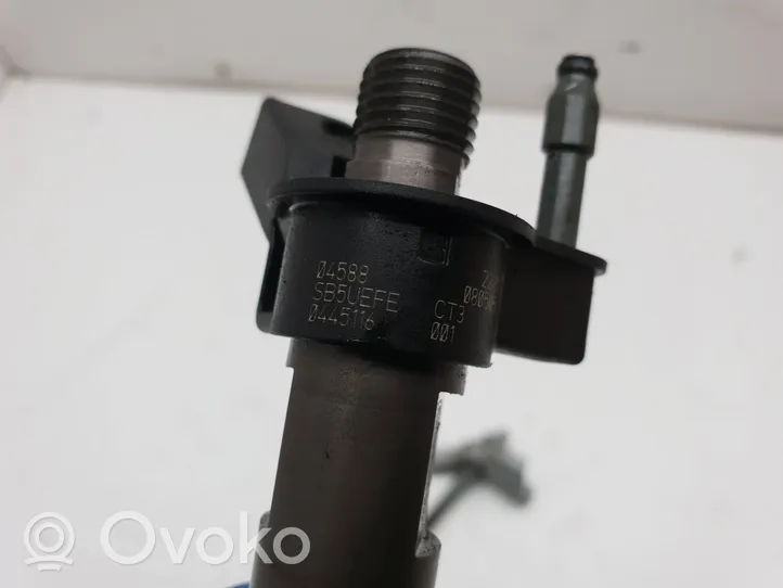 BMW 1 E82 E88 Fuel injector 7797877