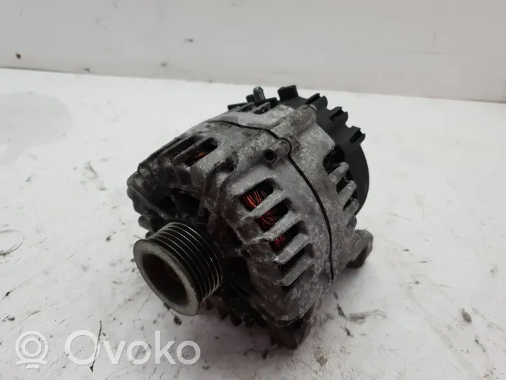 BMW 1 E82 E88 Generator/alternator 7802261