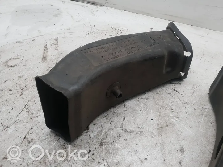 BMW 3 E36 Etupuskurin kulmaosan verhoilu 2233362