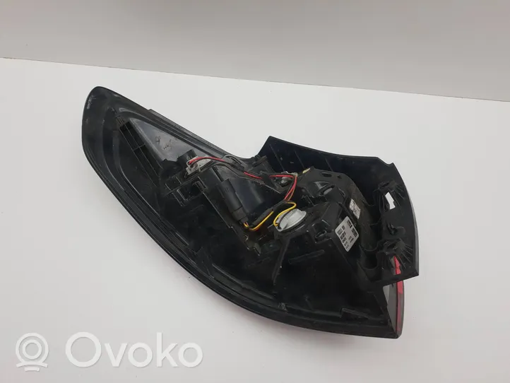 Opel Zafira C Lampa tylna 428448700