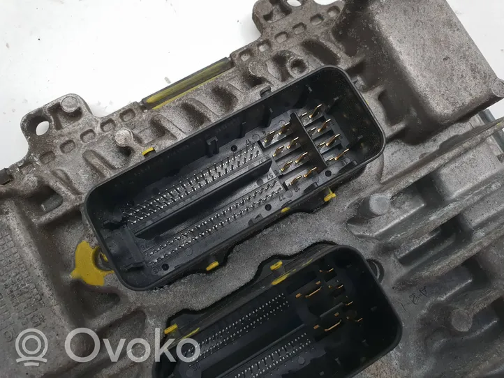 Opel Zafira C Sterownik / Moduł ECU 395357783