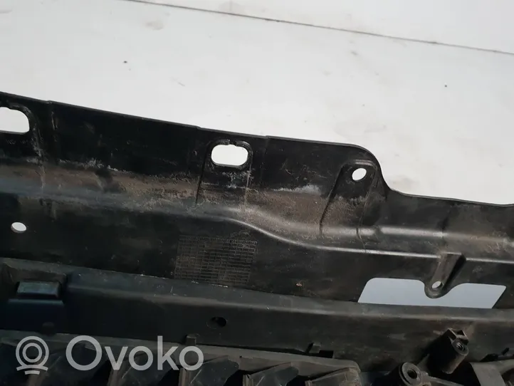 BMW 7 G11 G12 Kratka wlotu powietrza na maskę 7347374