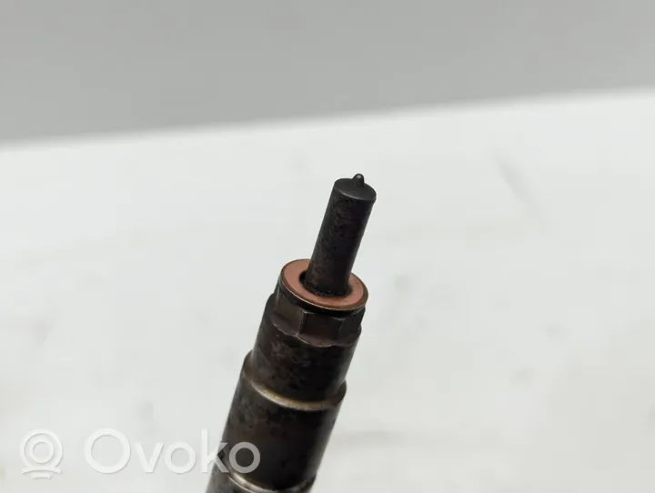 Toyota Avensis T270 Injecteur de carburant 8515066