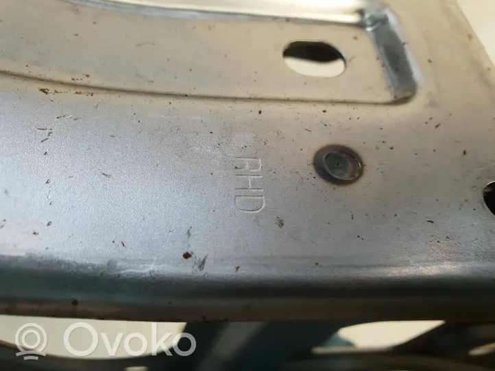 Lexus RX 450H Bracket in trunk/boot 